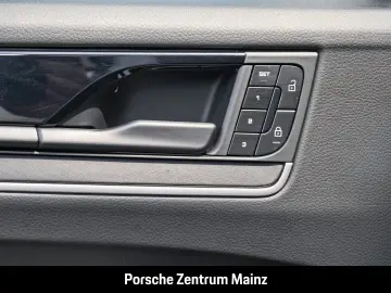 PORSCHE Cayenne Surround-View LED-Matrix Luftfederung