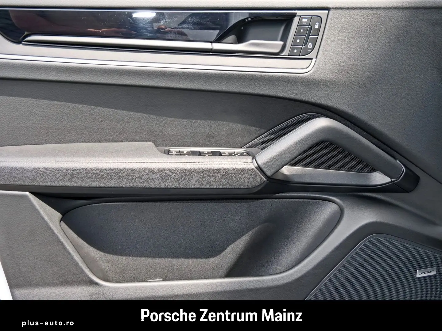 PORSCHE Cayenne Surround-View LED-Matrix Luftfederung