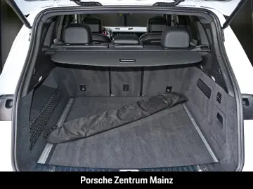 PORSCHE Cayenne Surround-View LED-Matrix Luftfederung