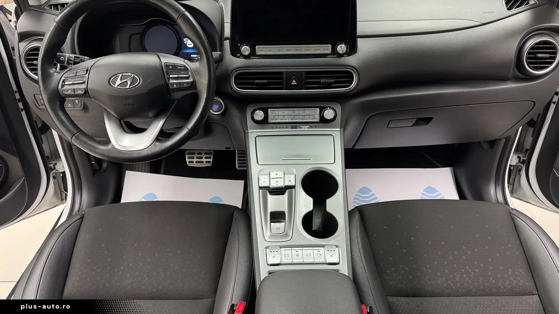 HYUNDAI KONA ELECTRIC 204 CP 64 KWH