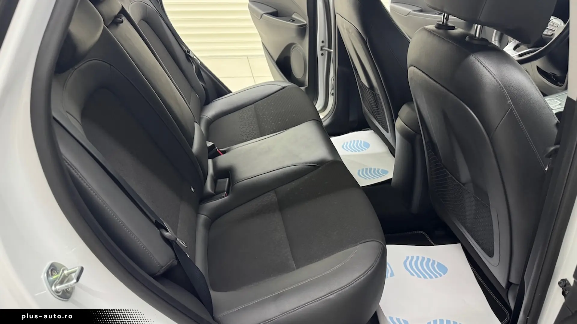 HYUNDAI KONA ELECTRIC 204 CP 64 KWH