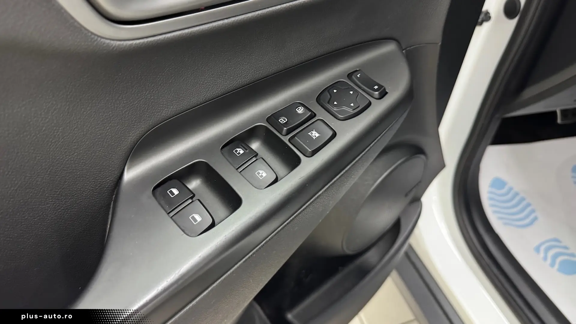 HYUNDAI KONA ELECTRIC 204 CP 64 KWH