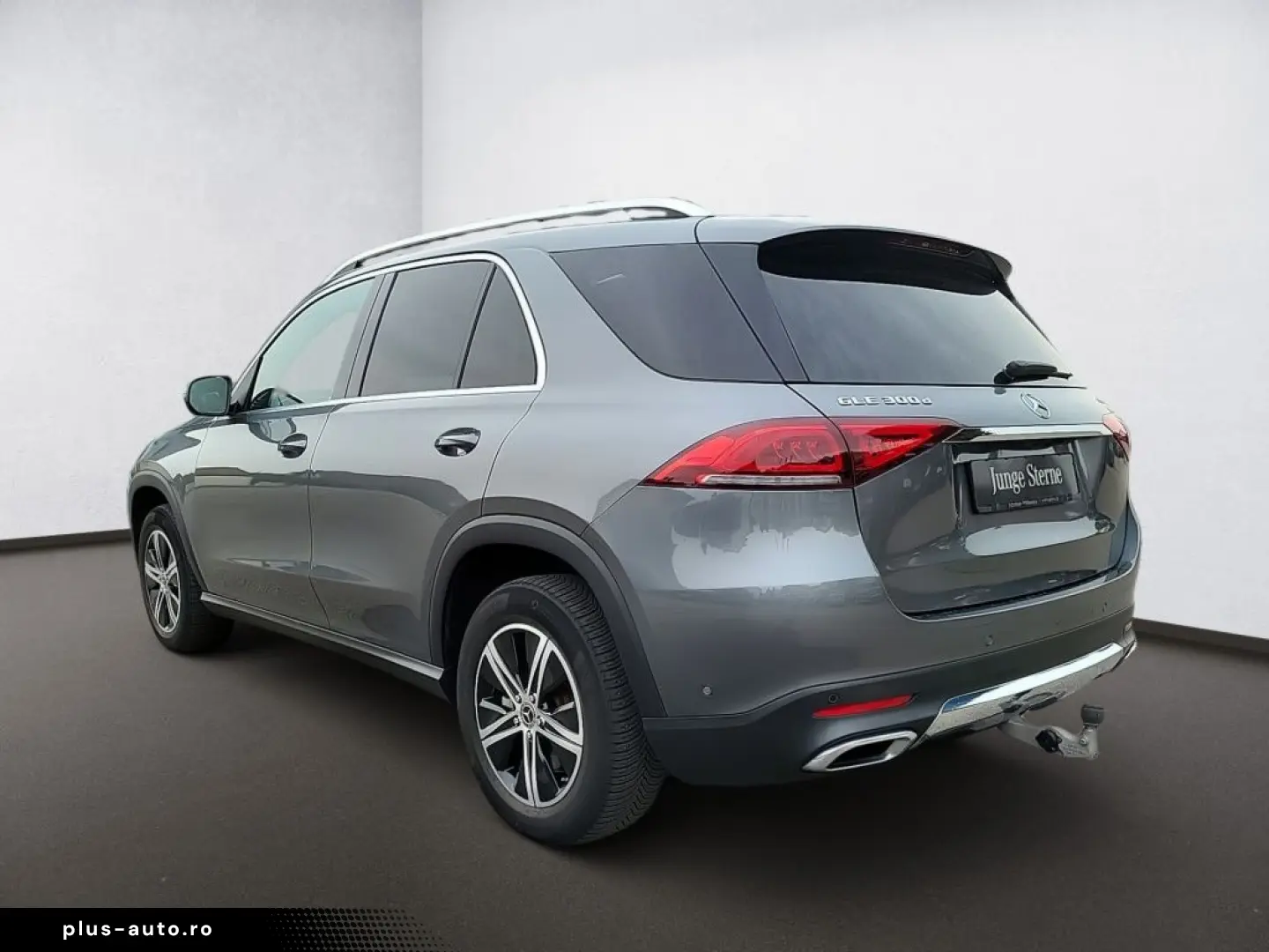 MERCEDES-BENZ GLE 300 d 4MATIC AMG-Int Pano AHK FAP &hellip;