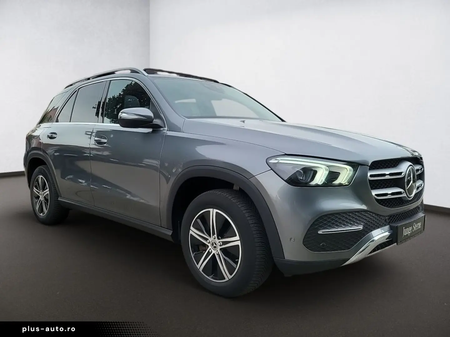 MERCEDES-BENZ GLE 300 d 4MATIC AMG-Int Pano AHK FAP &hellip;
