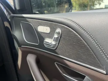 MERCEDES-BENZ GLE 300 d 4MATIC AMG LINE   KEYLESS-GO…