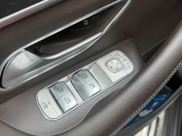 MERCEDES-BENZ GLE 300 d 4MATIC AMG LINE   KEYLESS-GO…