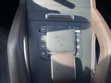 MERCEDES-BENZ GLE 300 d 4MATIC AMG LINE   KEYLESS-GO…