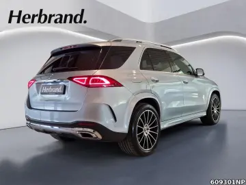 MERCEDES-BENZ GLE 300 d 4matic AMG Line AHK Panorama Kamera