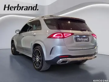 MERCEDES-BENZ GLE 300 d 4matic AMG Line AHK Panorama Kamera