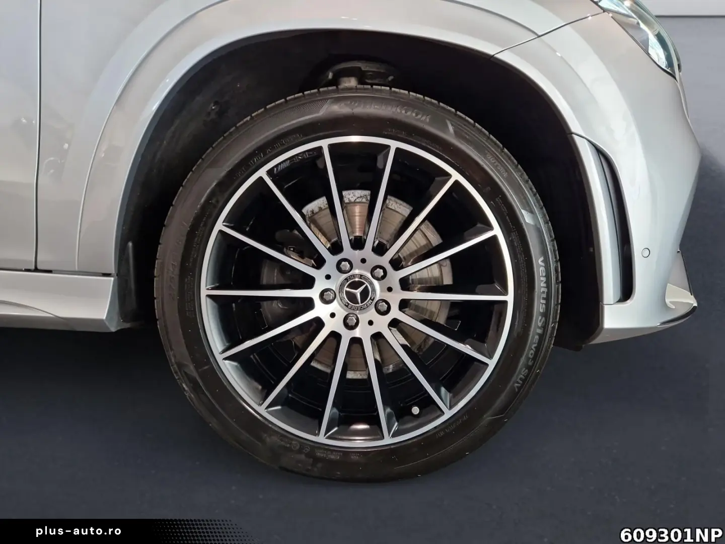 MERCEDES-BENZ GLE 300 d 4matic AMG Line AHK Panorama Kamera
