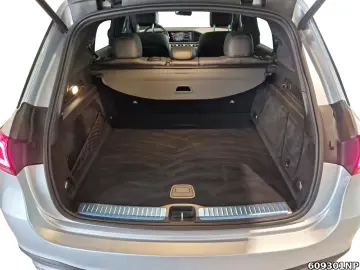 MERCEDES-BENZ GLE 300 d 4matic AMG Line AHK Panorama Kamera