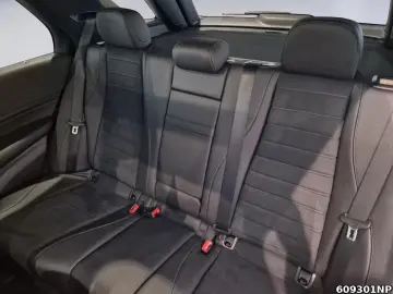 MERCEDES-BENZ GLE 300 d 4matic AMG Line AHK Panorama Kamera
