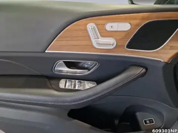 MERCEDES-BENZ GLE 300 d 4matic AMG Line AHK Panorama Kamera