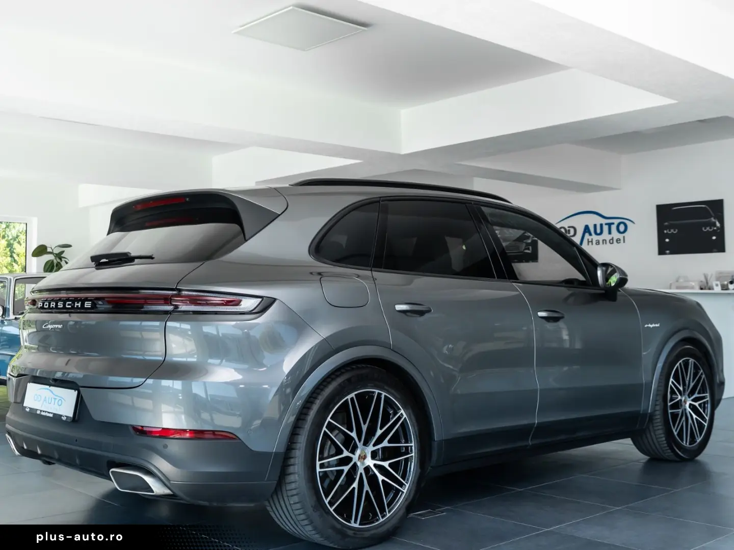 PORSCHE Cayenne E-Hybrid Luft Pano 21 Inno HeadUp BOSE