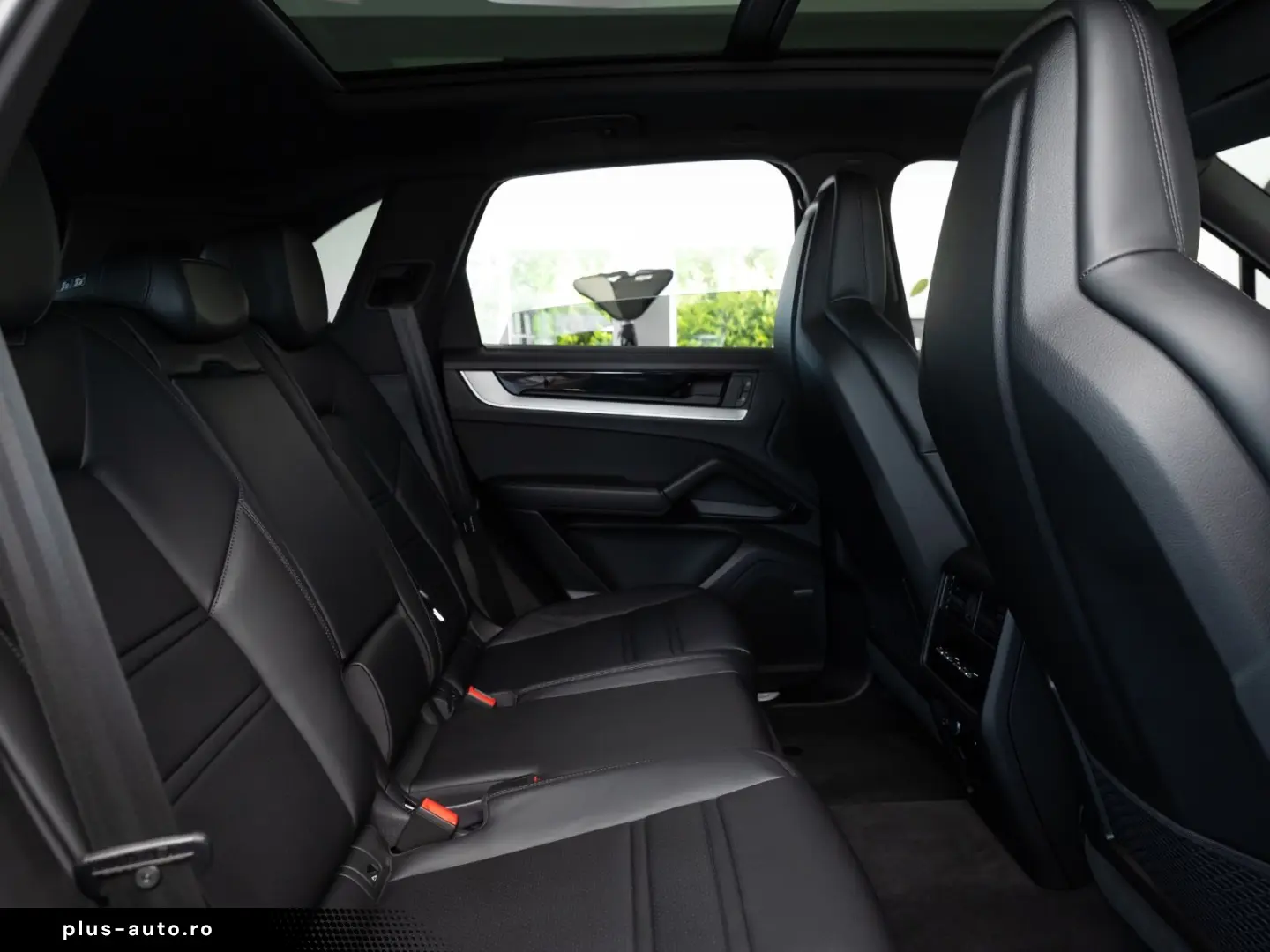 PORSCHE Cayenne E-Hybrid Luft Pano 21 Inno HeadUp BOSE