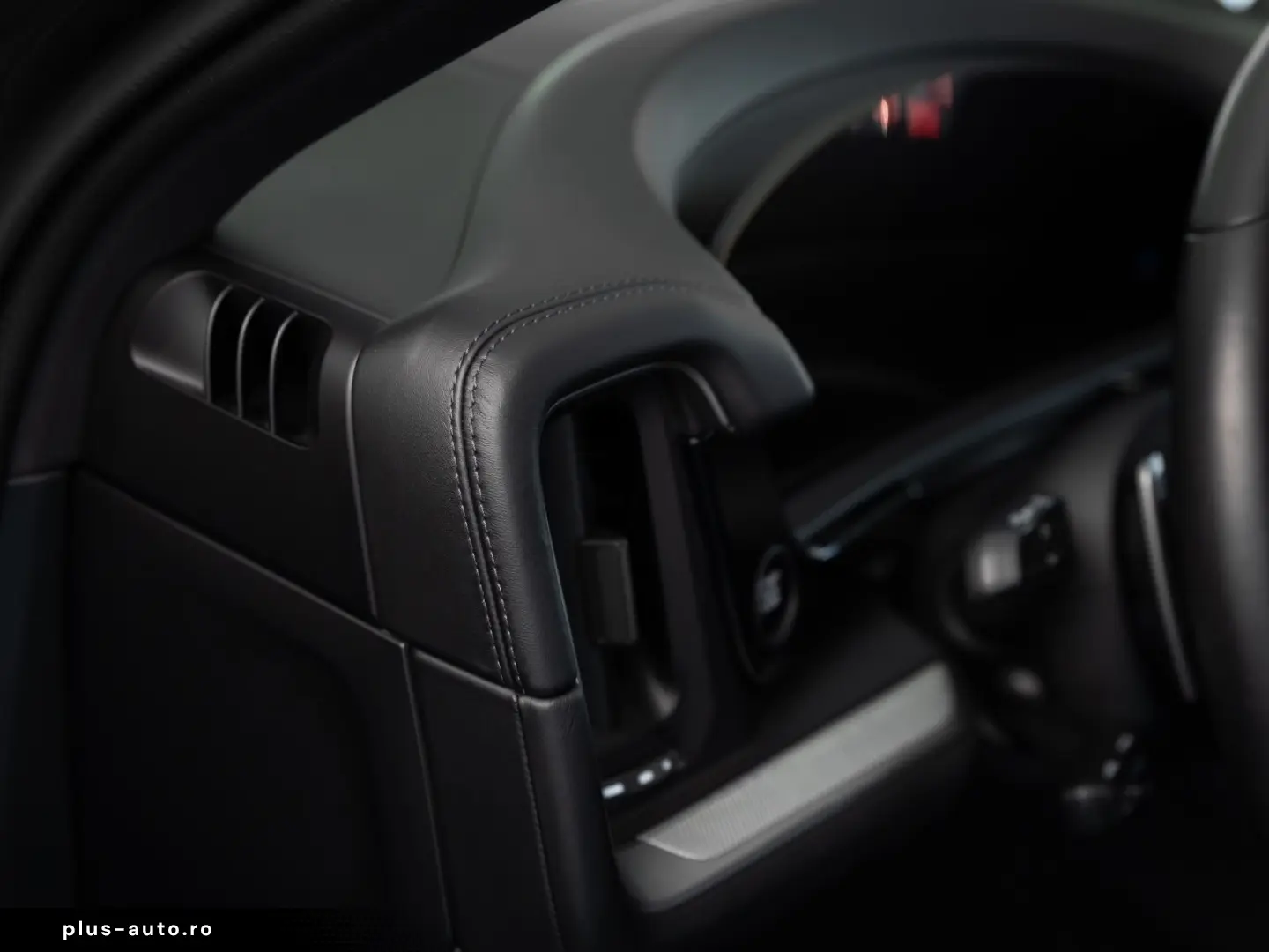 PORSCHE Cayenne E-Hybrid Luft Pano 21 Inno HeadUp BOSE