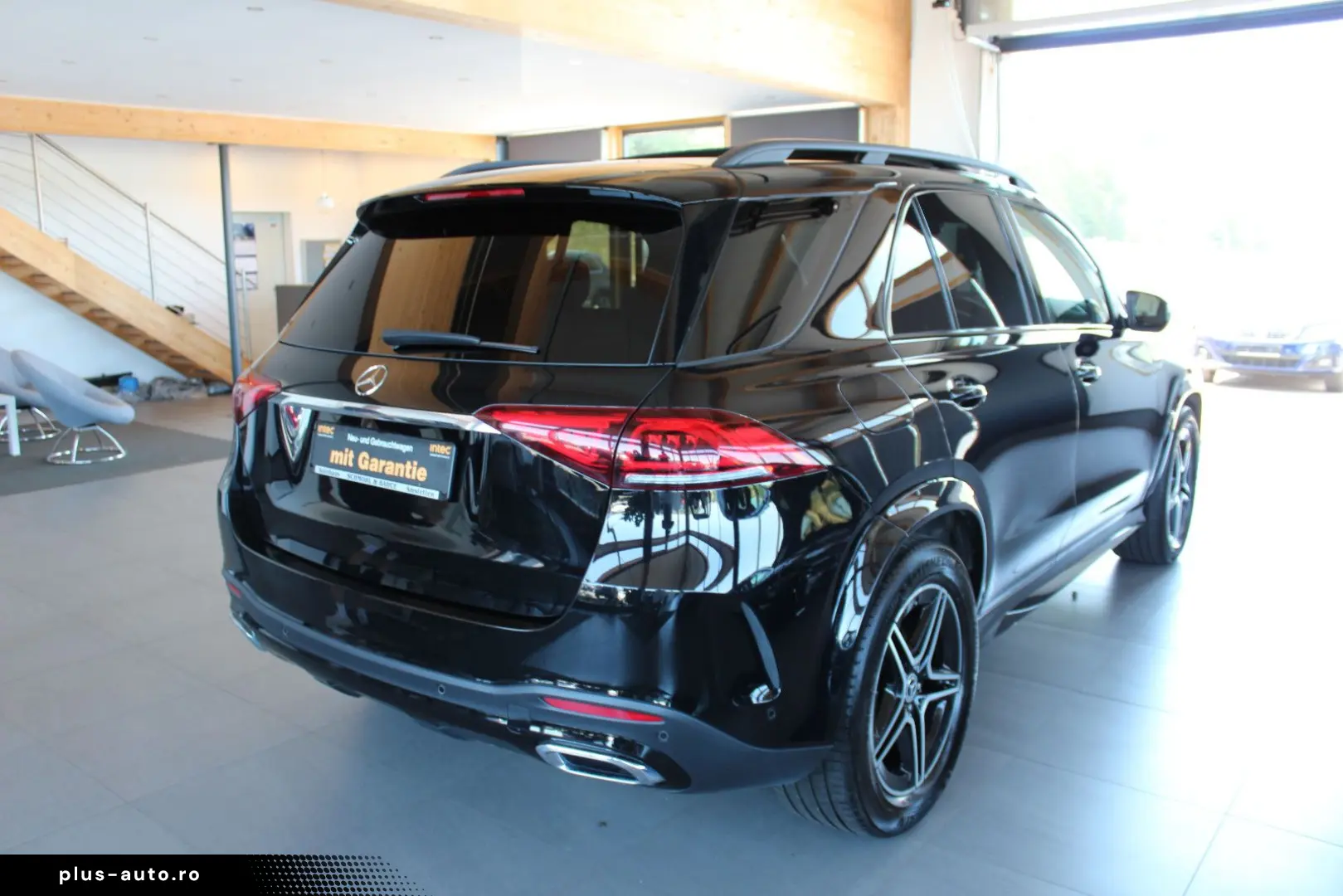 MERCEDES-BENZ GLE 300 d 4Matic AMG Line NAVI LED PANO