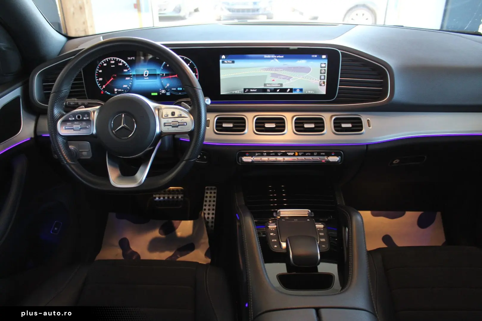 MERCEDES-BENZ GLE 300 d 4Matic AMG Line NAVI LED PANO