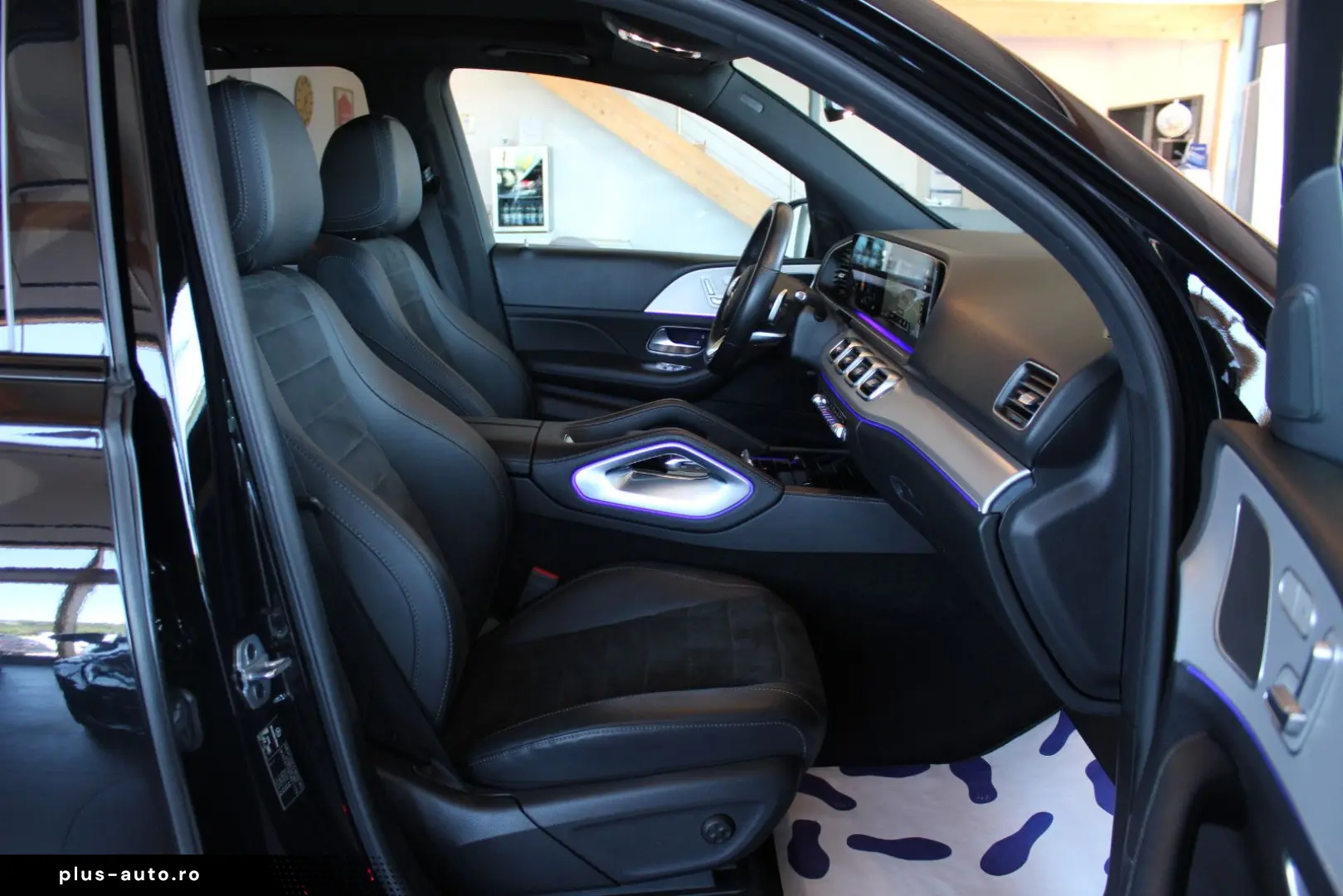 MERCEDES-BENZ GLE 300 d 4Matic AMG Line NAVI LED PANO