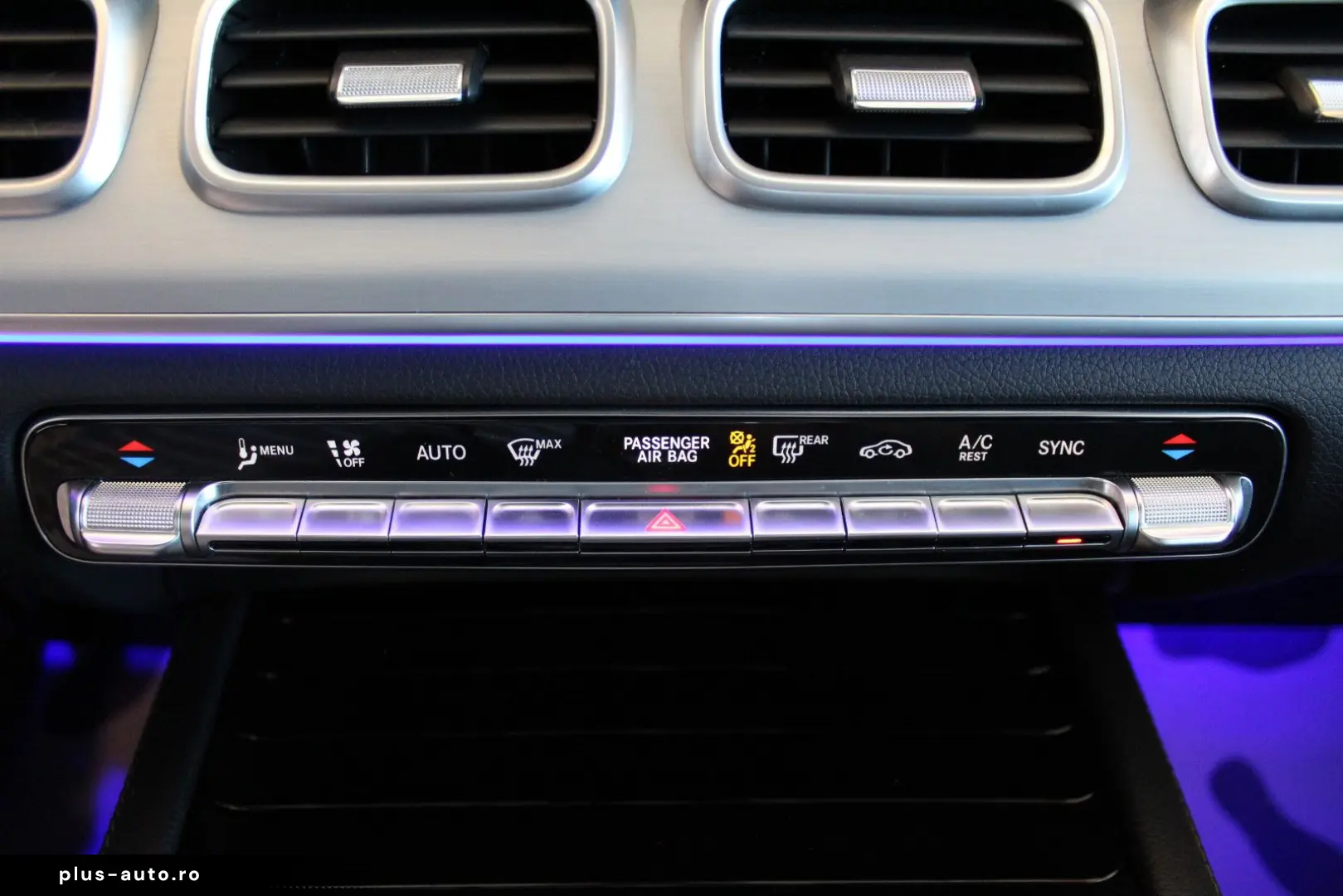 MERCEDES-BENZ GLE 300 d 4Matic AMG Line NAVI LED PANO