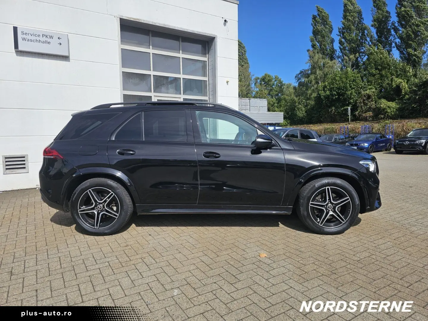MERCEDES-BENZ GLE 350 d AMG Line 4M 6Zylinder Pano.-Dach AHK