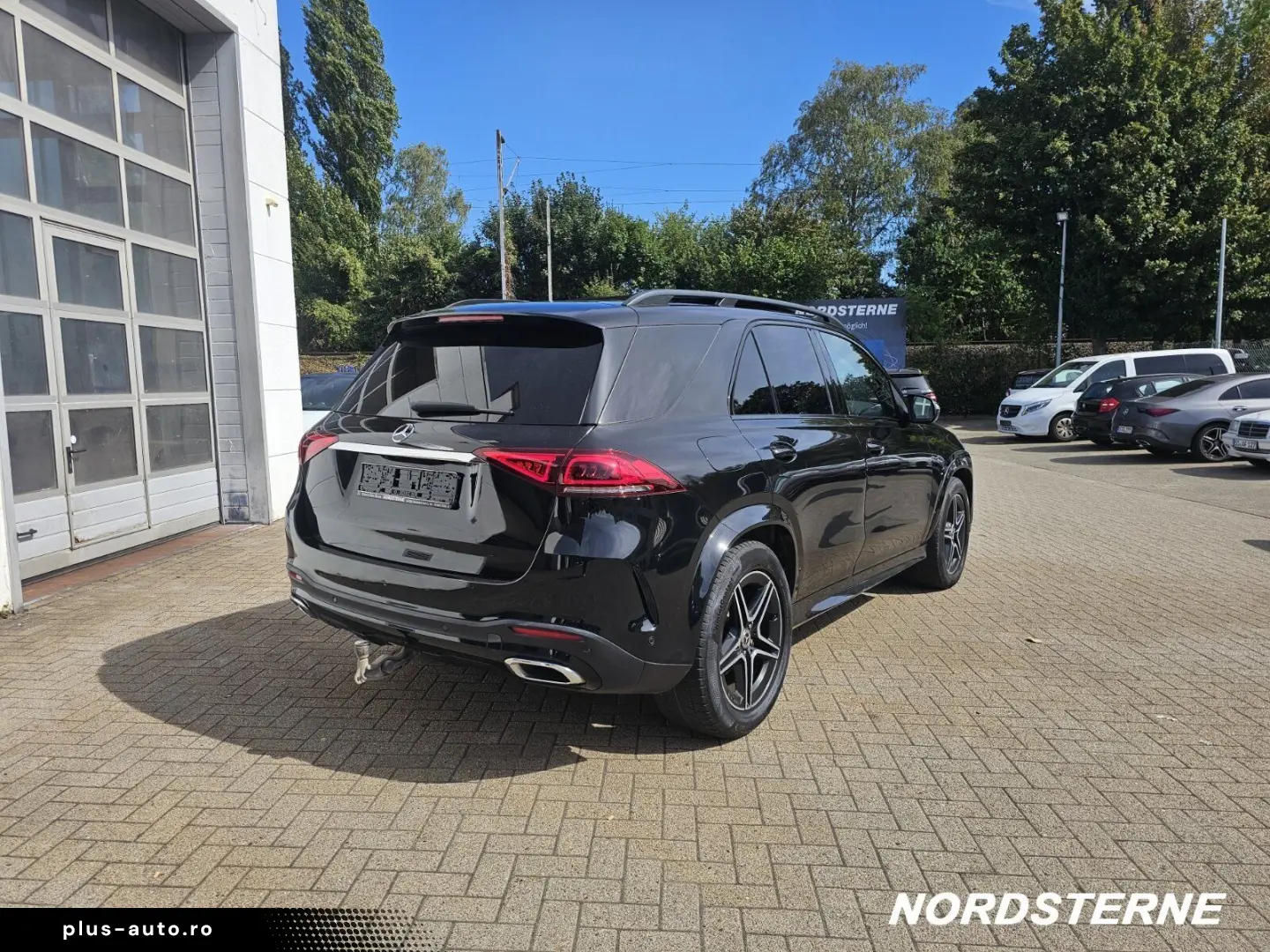 MERCEDES-BENZ GLE 350 d AMG Line 4M 6Zylinder Pano.-Dach AHK