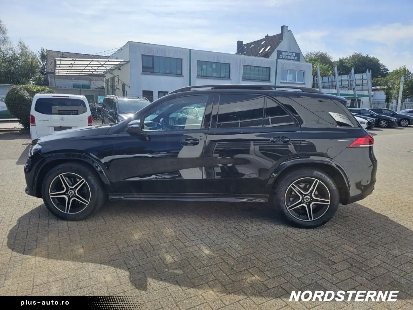 MERCEDES-BENZ GLE 350 d AMG Line 4M 6Zylinder Pano.-Dach AHK