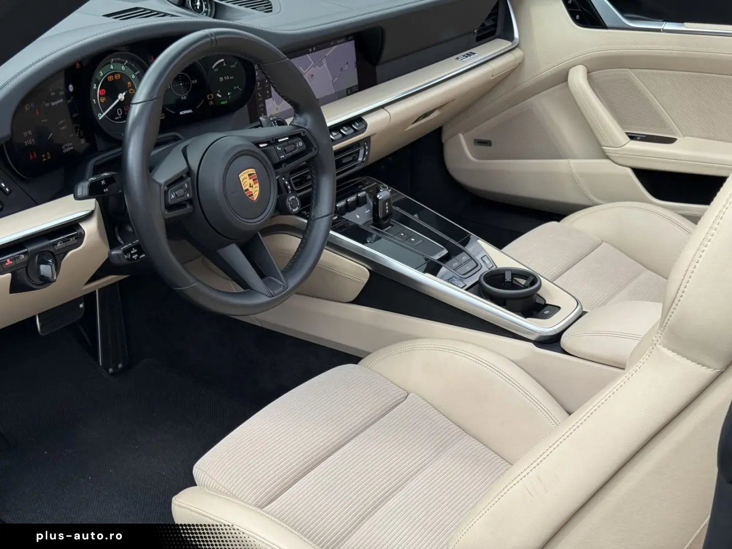 PORSCHE 992 911  4S Cabriolet PTS-OLIVEGRÜN HERITAGE SPO