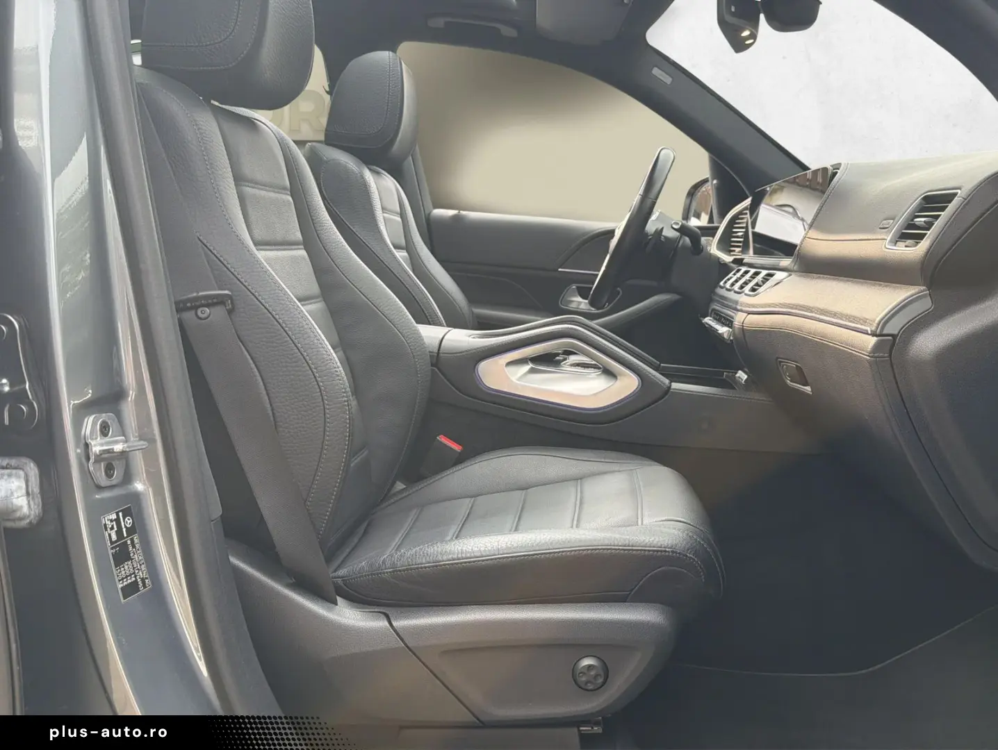 MERCEDES-BENZ GLE 300 d 4Matic AMG-Line Pano 360  Bu&hellip;