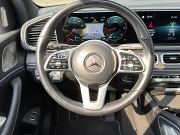 MERCEDES-BENZ GLE 300 d 4Matic AMG-Line Pano 360  Bu…