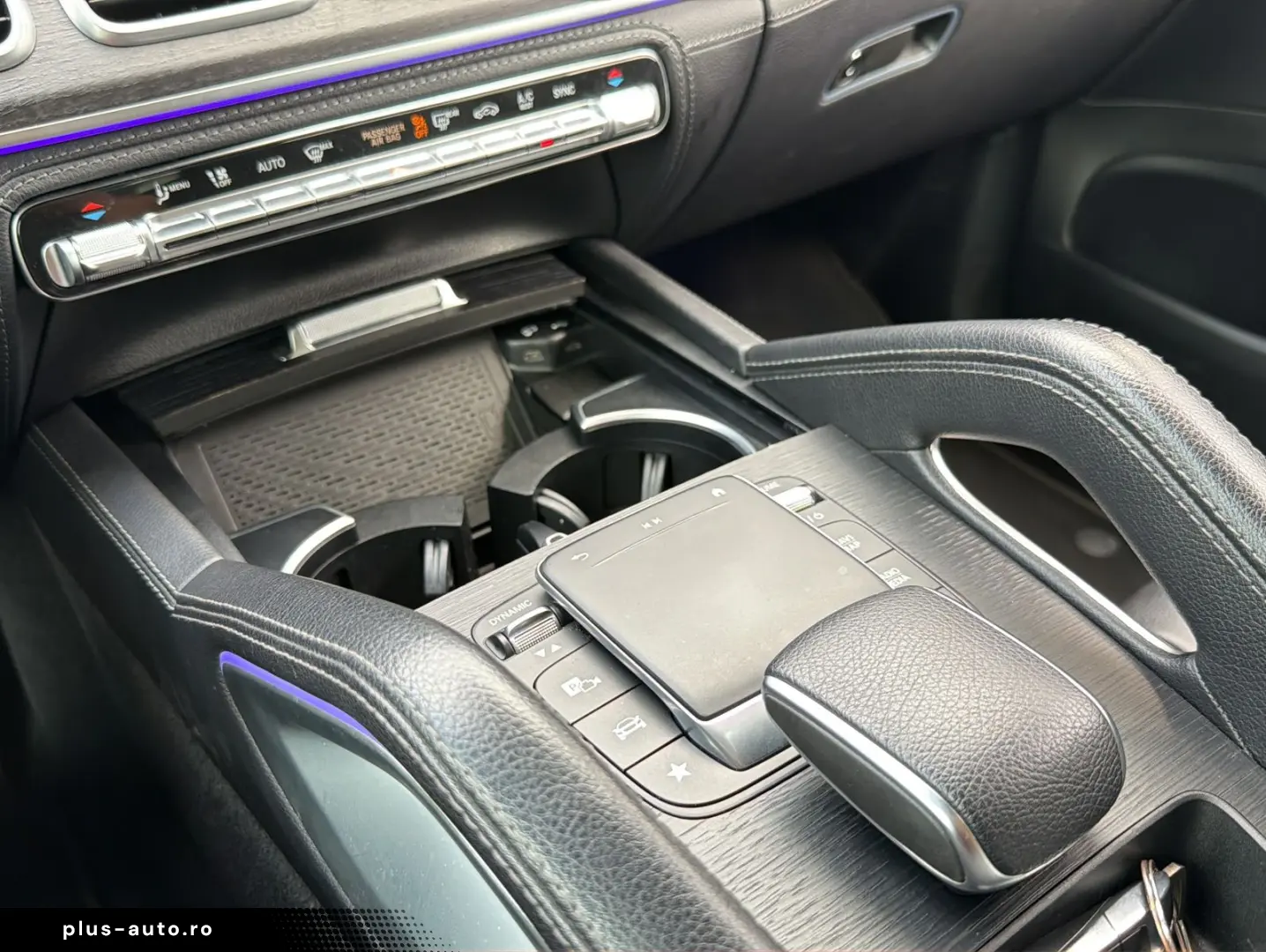 MERCEDES-BENZ GLE 300 d 4Matic AMG-Line Pano 360  Bu&hellip;