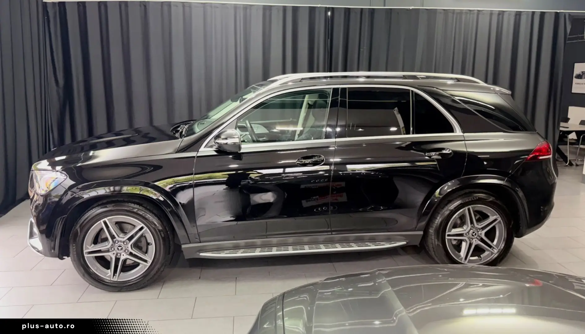 MERCEDES-BENZ GLE 350 d 4Matic  AMG-LINE AHK PANO