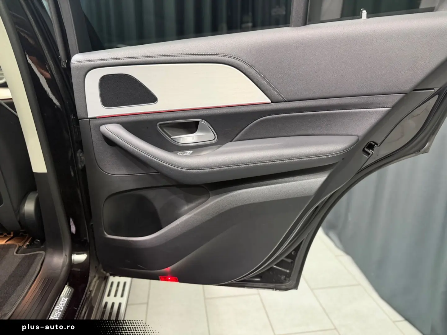 MERCEDES-BENZ GLE 350 d 4Matic  AMG-LINE AHK PANO