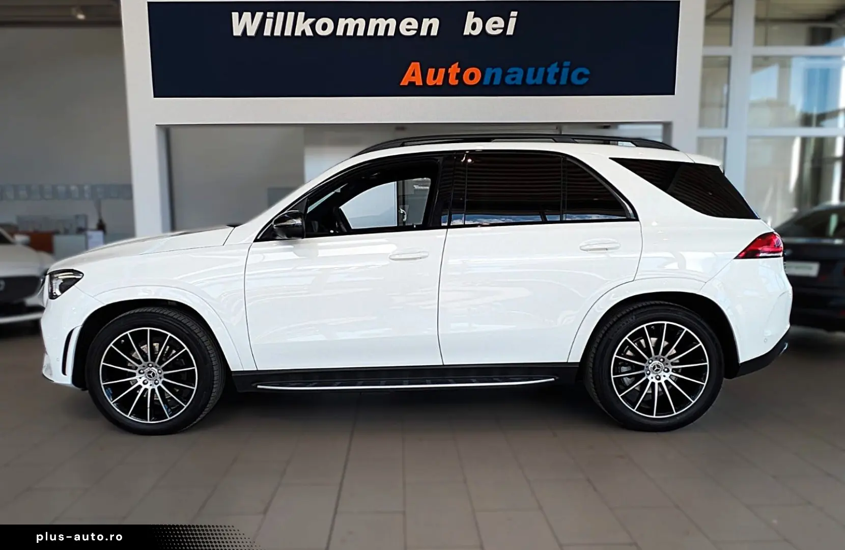 MERCEDES-BENZ GLE 400d AMG NIGHT PANO 360  AHK 21  BURMESTER