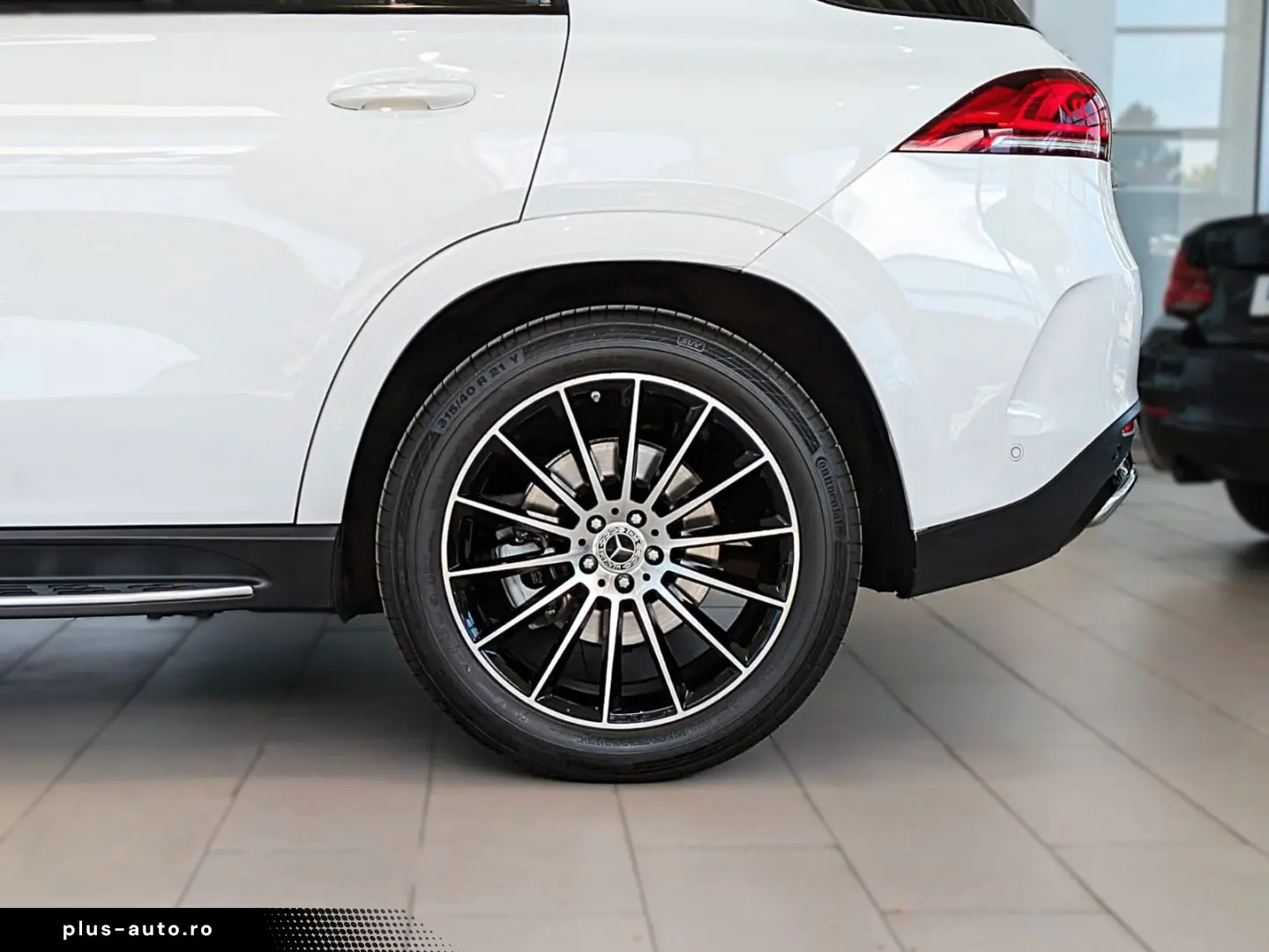 MERCEDES-BENZ GLE 400d AMG NIGHT PANO 360  AHK 21  BURMESTER