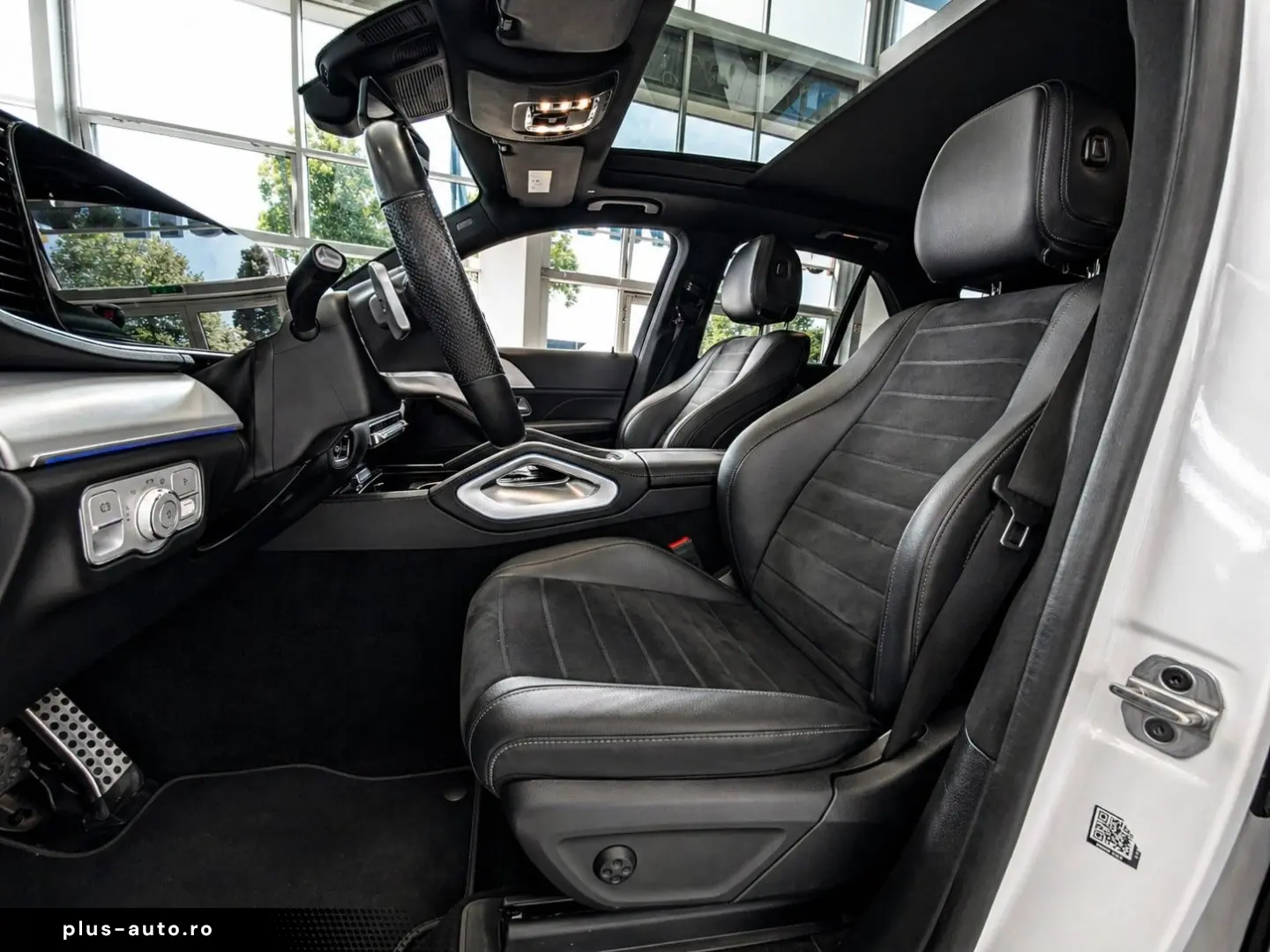 MERCEDES-BENZ GLE 400d AMG NIGHT PANO 360  AHK 21  BURMESTER