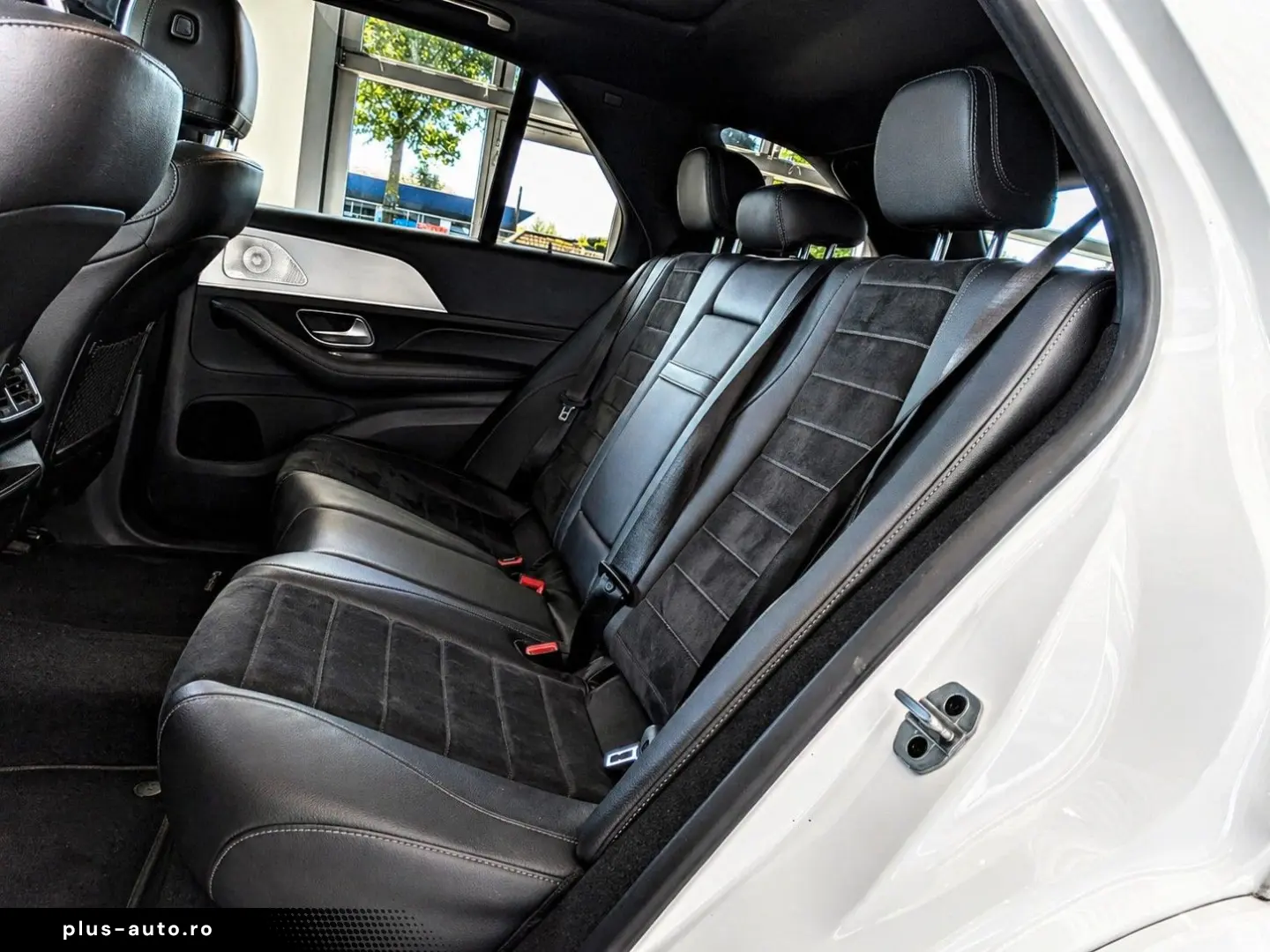 MERCEDES-BENZ GLE 400d AMG NIGHT PANO 360  AHK 21  BURMESTER