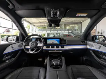 MERCEDES-BENZ GLE 400d AMG NIGHT PANO 360  AHK 21  BURMESTER