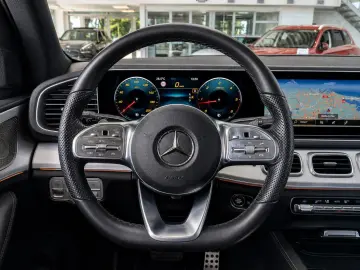 MERCEDES-BENZ GLE 400d AMG NIGHT PANO 360  AHK 21  BURMESTER