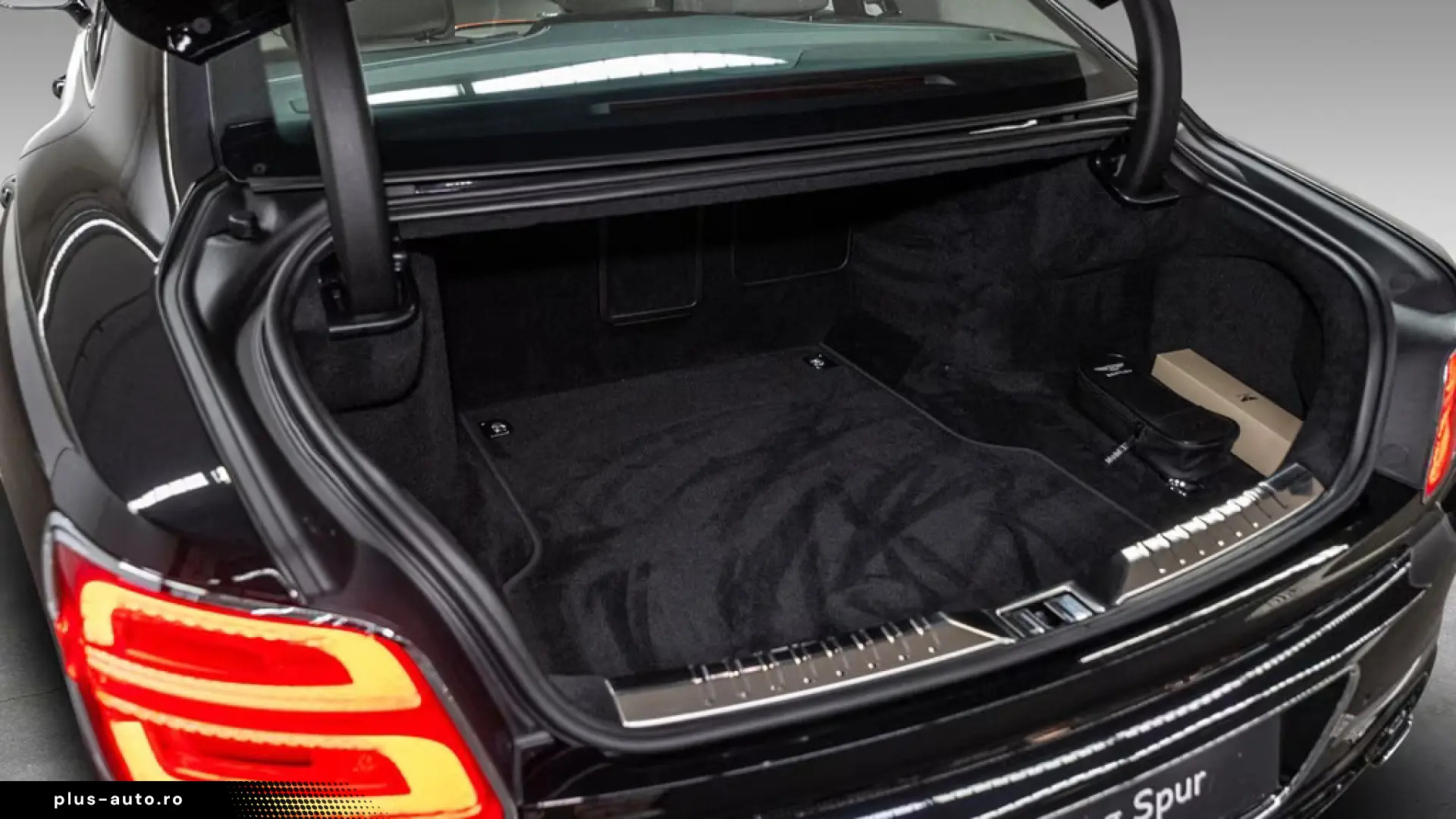 Bentley Flying Spur V8 Azure  Piano Linen Veneer Rotatin