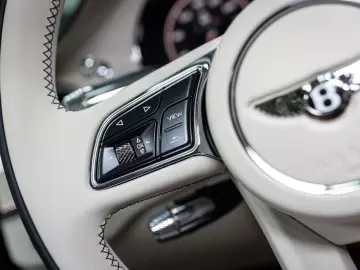 Bentley Flying Spur V8 Azure  Piano Linen Veneer Rotatin