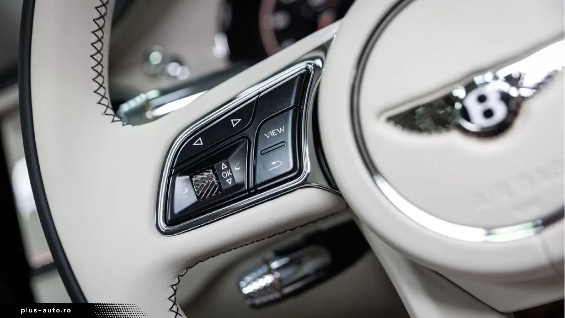 Bentley Flying Spur V8 Azure  Piano Linen Veneer Rotatin