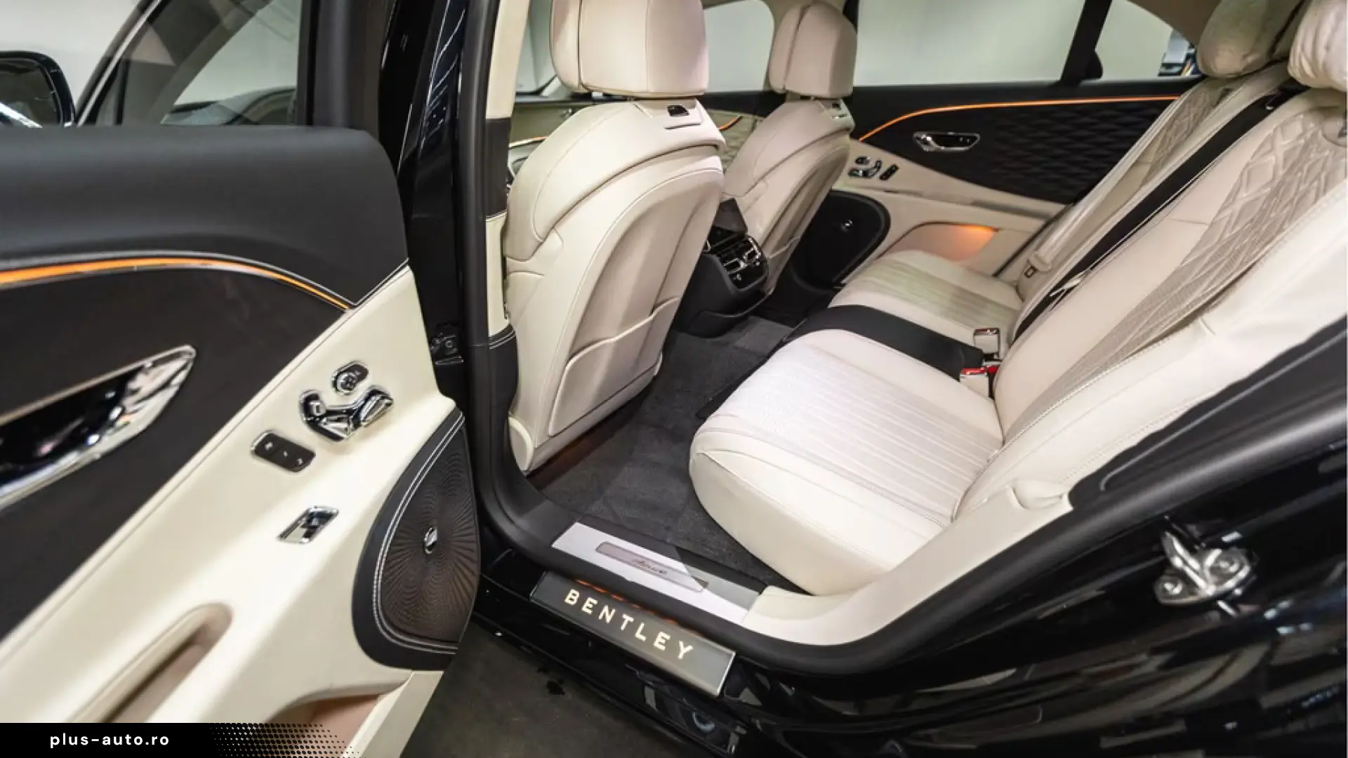 Bentley Flying Spur V8 Azure  Piano Linen Veneer Rotatin