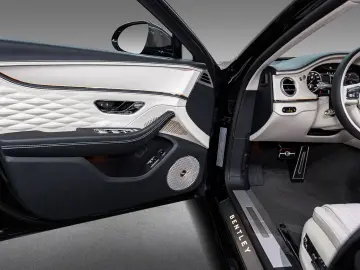 Bentley Flying Spur V8 Azure  Piano Linen Veneer Rotatin