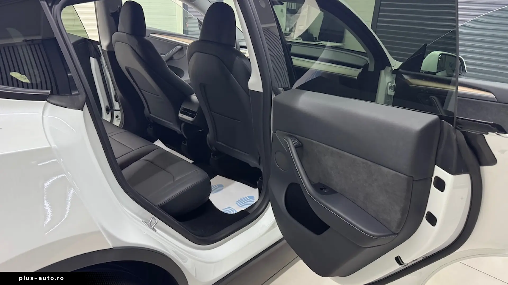 TESLA MODEL Y DUAL MOTOR LONG RANGE