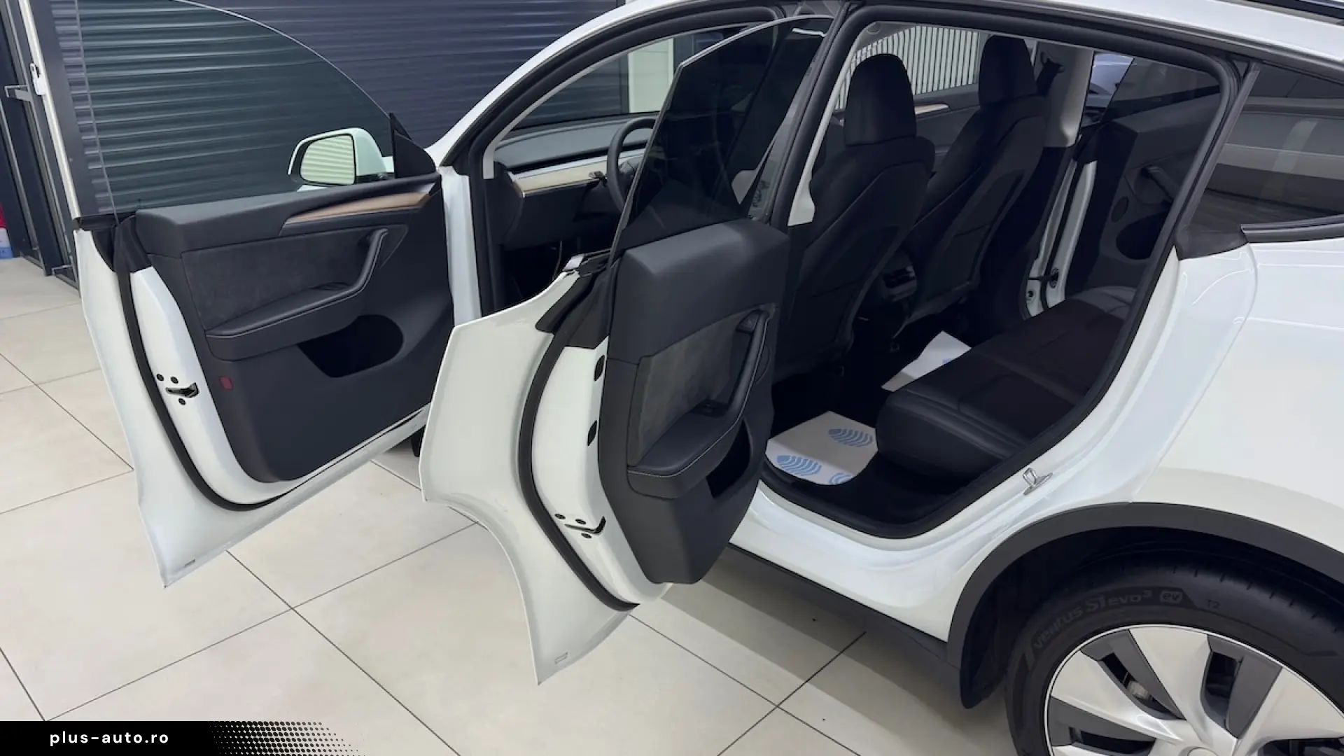 TESLA MODEL Y DUAL MOTOR LONG RANGE