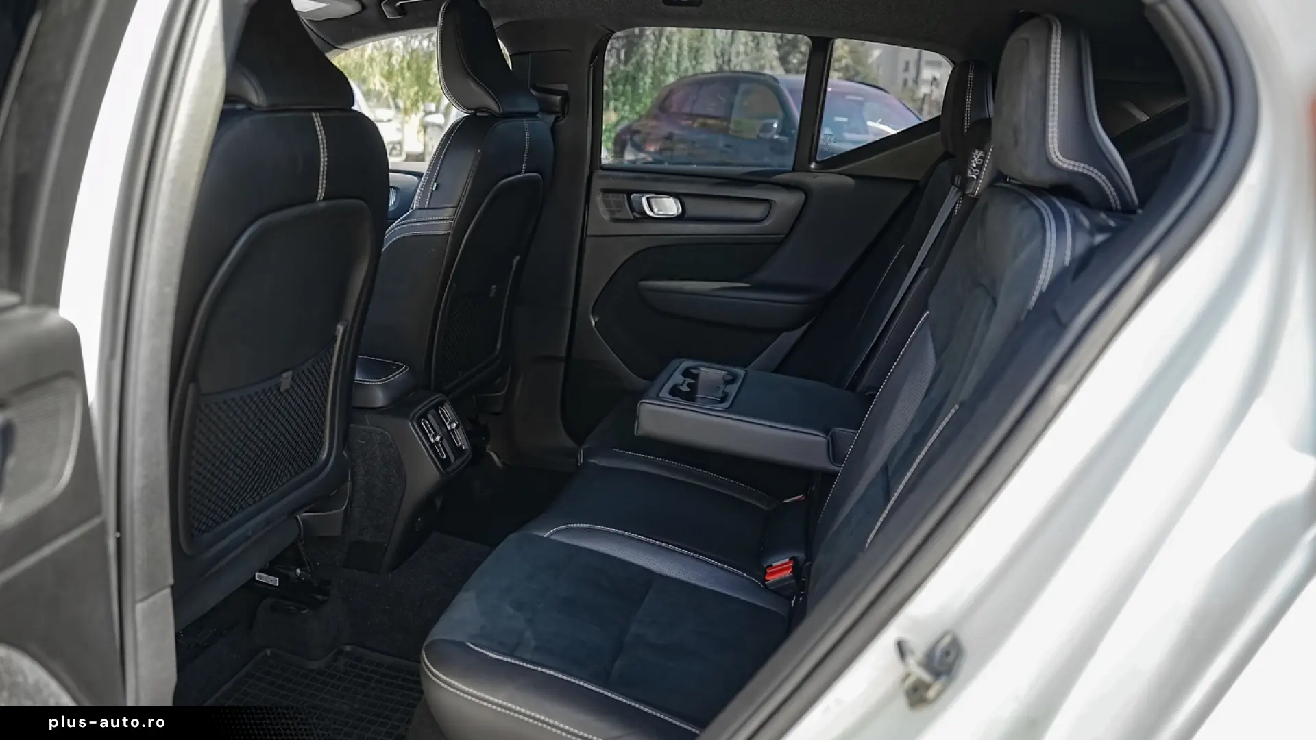 Volvo XC 40 D4 AWD Geartronic R-Design