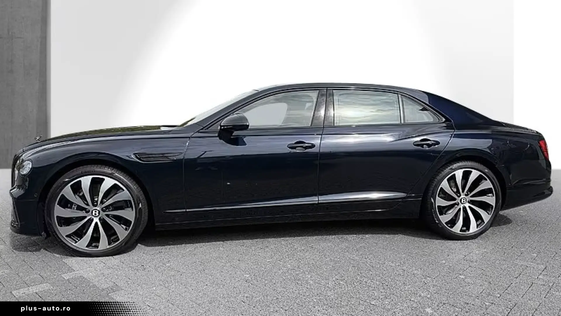 Bentley Flying Spur V8 Hybrid  B&O Rotating
