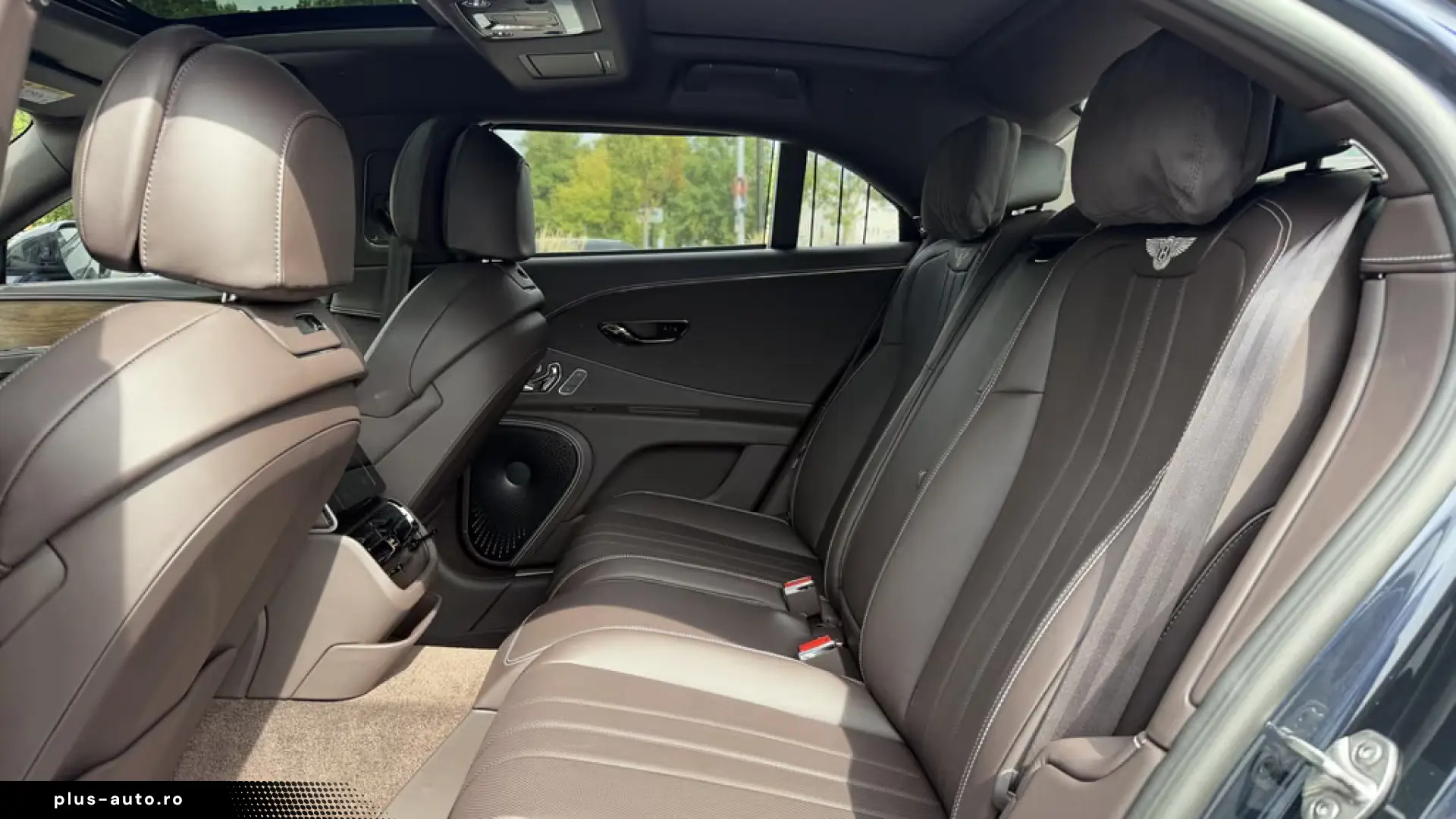 Bentley Flying Spur V8 Hybrid  B&O Rotating