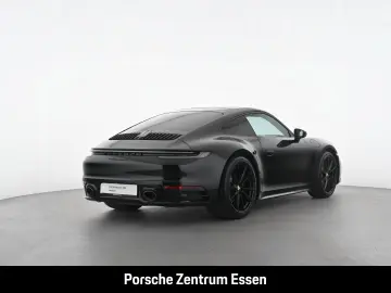 PORSCHE 992 Carrera 4   Sportabgasanlage Abstandsregelte